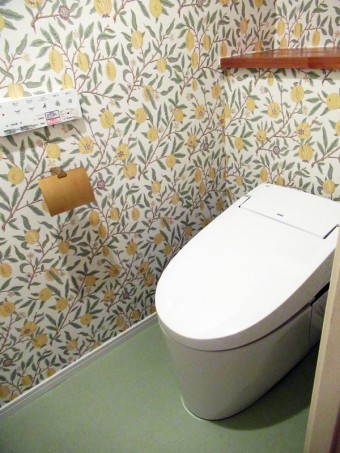 ウィリアムモリスのクロスでアートスペースのように 目黒区S様邸 ウィリアムモリスのクロスでアートスペースのように 目黒区S様邸